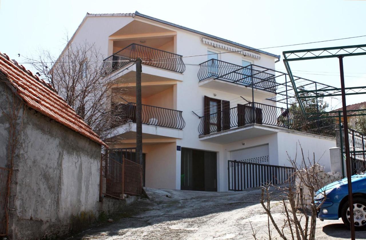 Apartments By The Sea Mastrinka, Ciovo - 4836 Trogir Exterior photo