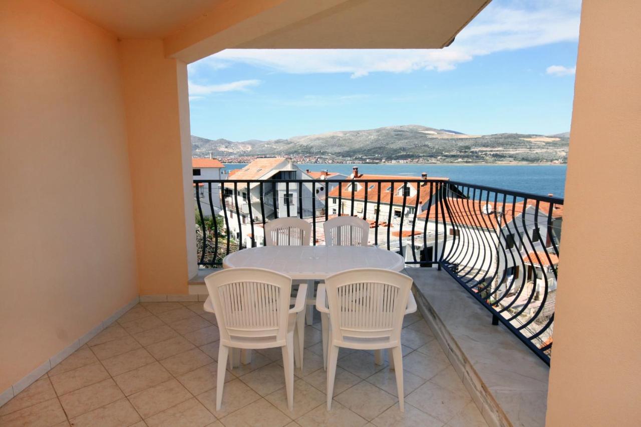 Apartments By The Sea Mastrinka, Ciovo - 4836 Trogir Exterior photo